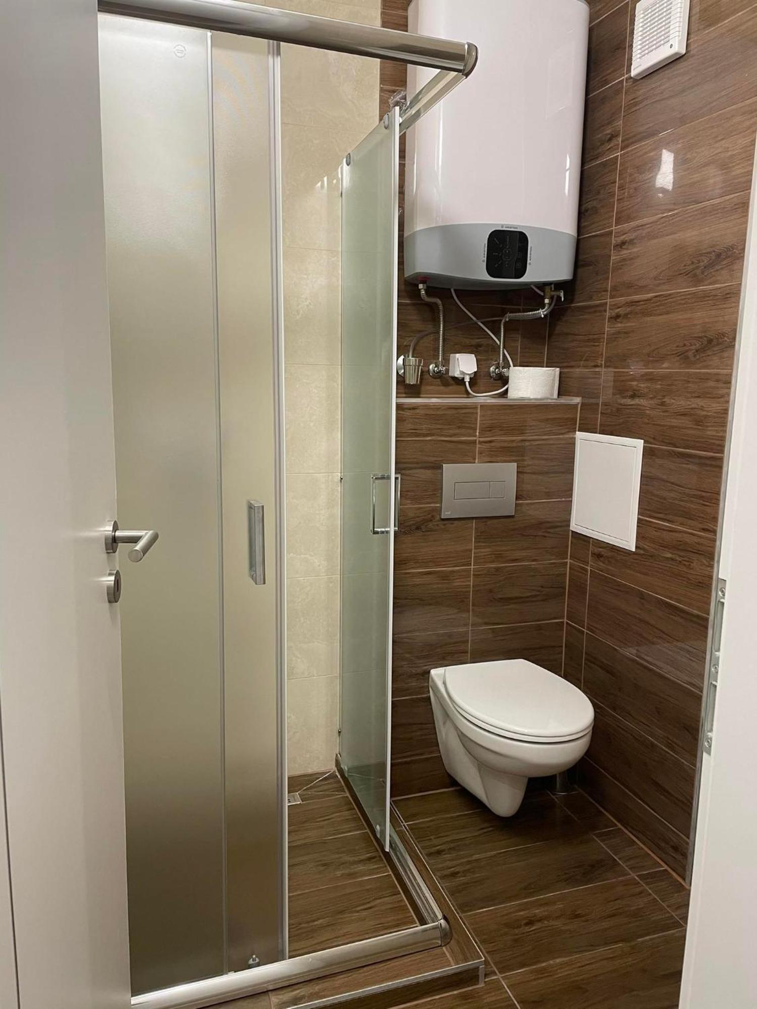 Titan Centrum Apartman Nyiregyhaza Luaran gambar